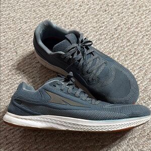 Altra Escalante 3 Running Shoes size 13